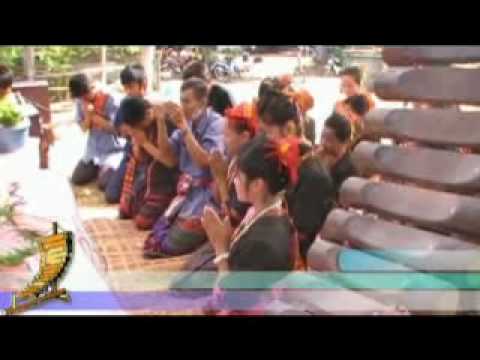 ดนตรีโปงลาง 1.flv