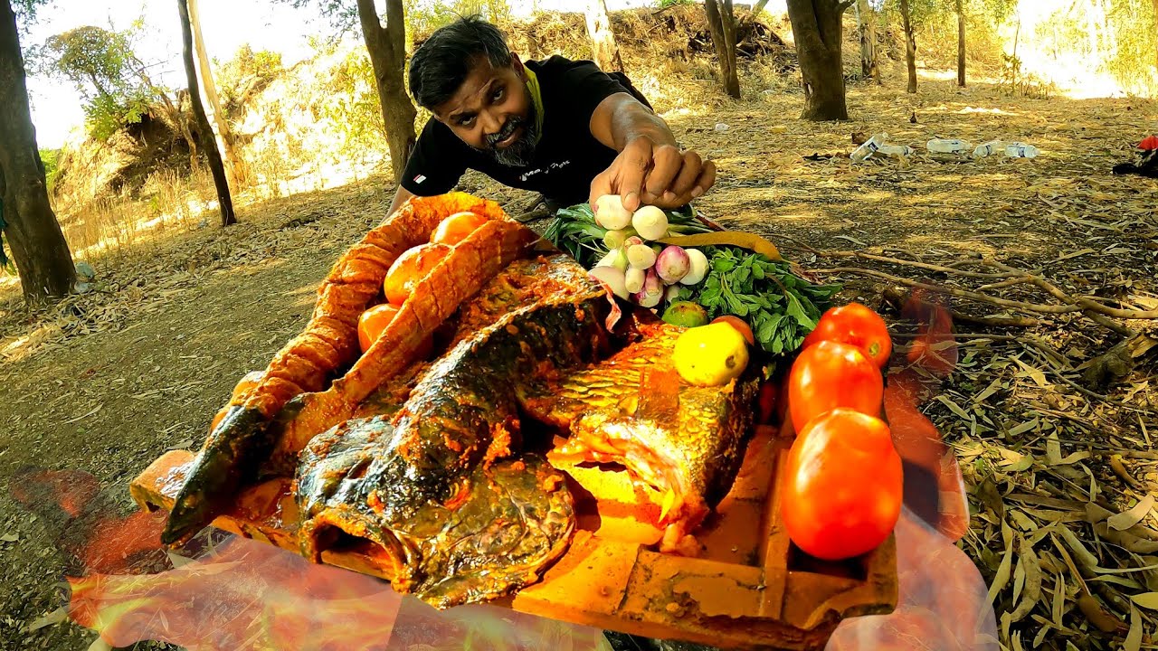 आधी केली FISHING मग कौलावर  बनवली इतकी भन्नाट रेसिपी की आयुष्यभर चव विसरणार नाही 😋😋😋😋