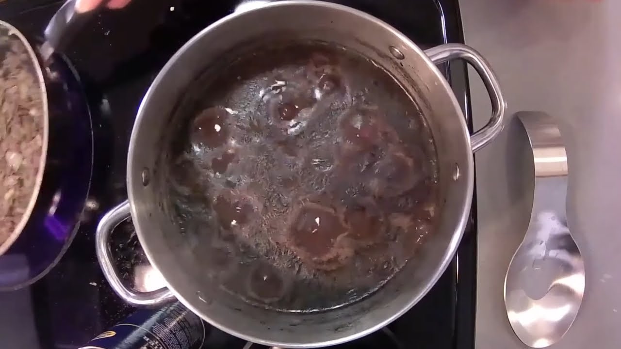 Traditional Cuban Black Beans Recipe - Receta de Frijoles Negros Cubanos