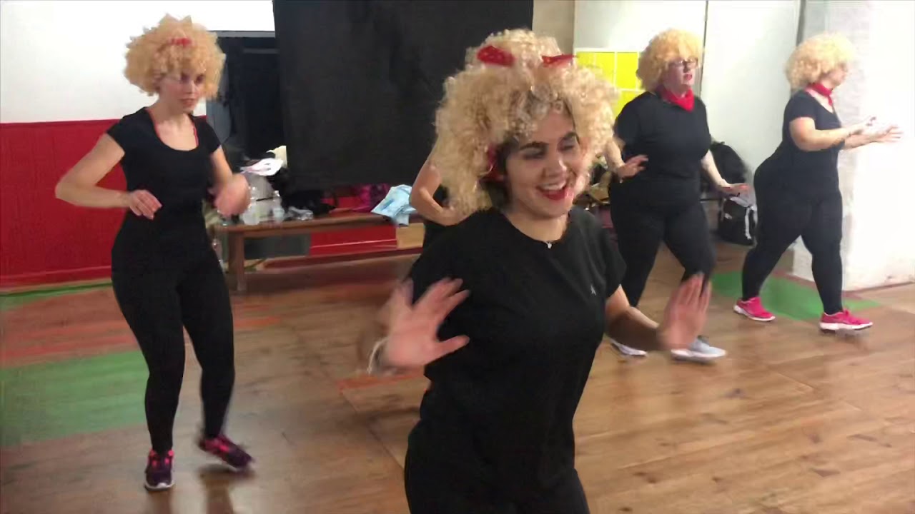 Coreografía Grease Remix Especial Carnaval Zumba Fitness YouTube