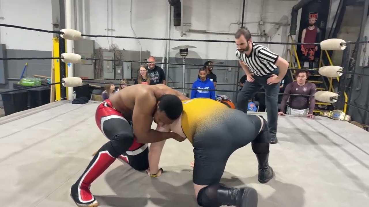 An Altercation at the Warehouse: Syler Mason(c) v  Johnlee Kirk