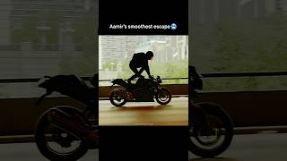 Celebrity #AamirKhan GETS THE CRAZIEST ESCAPE That You Will Not BELIEVE 🤯🚔| #Dhoom3 #ActionThriller Net Worth