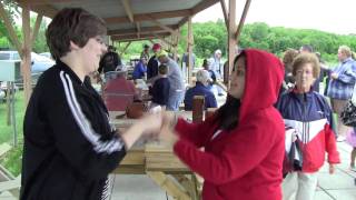 Moe handshake