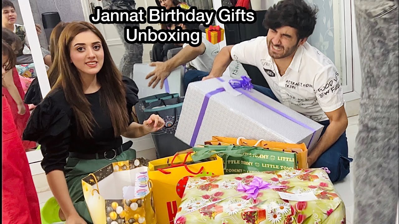 Jannat Birthday Gifts Unboxing | sare gift Maine ly liye 🤣