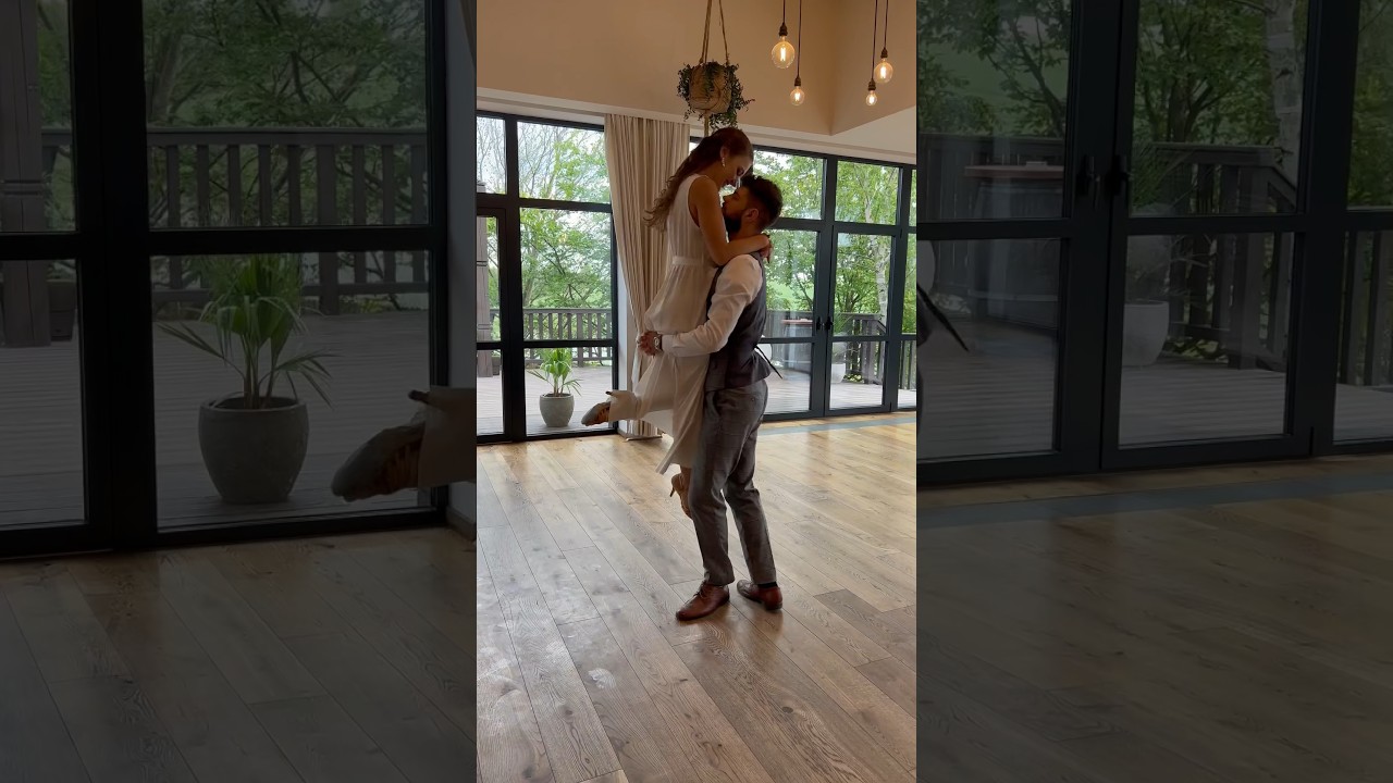 Take Your Wedding Dance to New Heights with a Magical Lift! 