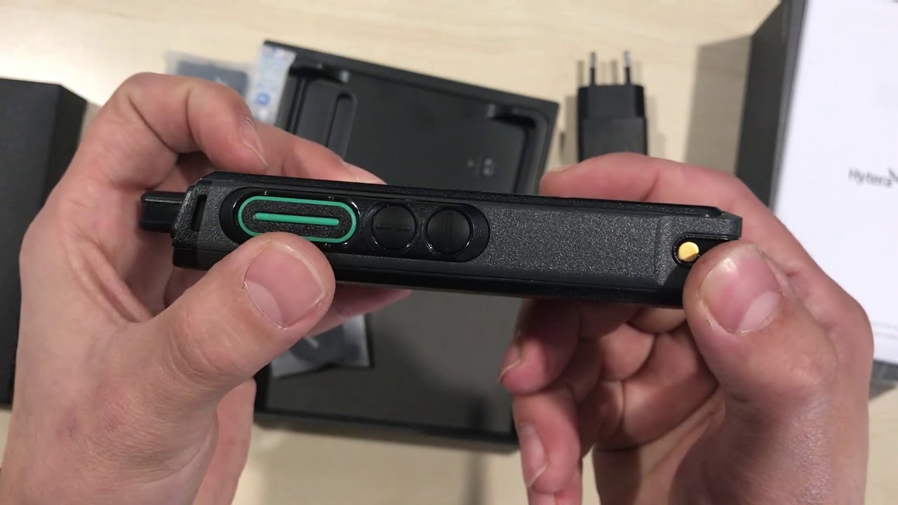 Hytera PNC 370 - Kutu açılımı