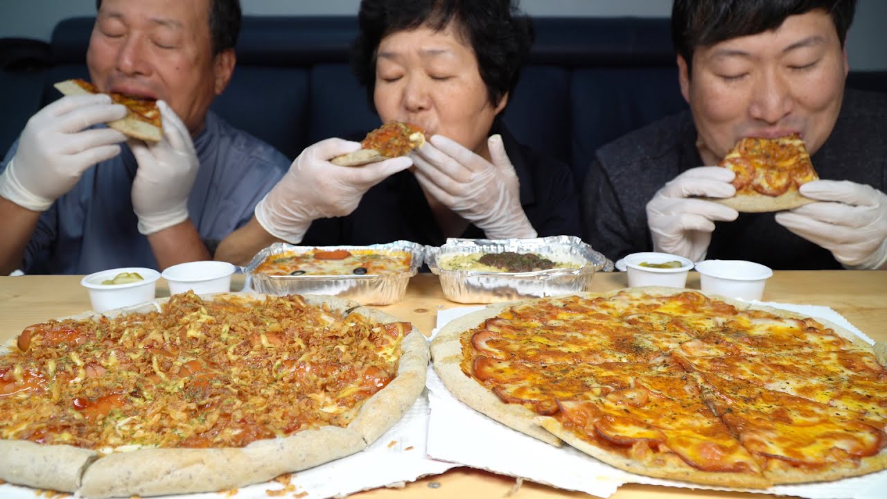 아버지의 첫 피자 먹방! 소세지와 페퍼로니 피자(Father's first Pizza Mukbang! Sausage&Pepperoni) 먹방!- Mukbang eating show