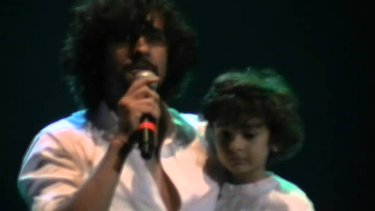 SONU NIGAM NEW YORK CONCERT  2012   SONU WITH HIS SON