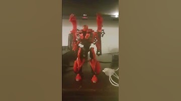 stinger transformers studio series is a great figure