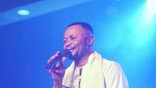JOSE NZITA CRUCIFIEZ LE SHOWBUZZ 2020