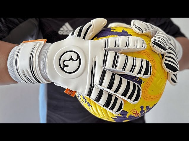RWLK THE ORIGINAL - Pro Keepers Line SMU Goalkeeper Gloves - YouTube