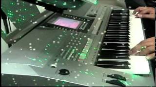 Il mondo on Yamaha PSR-S710 chords