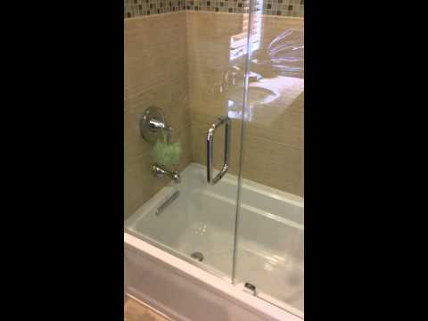 frameless-shower-door-on-tub