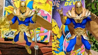 Mezco Toyz dr fate is one of the best action figures of all time quick review