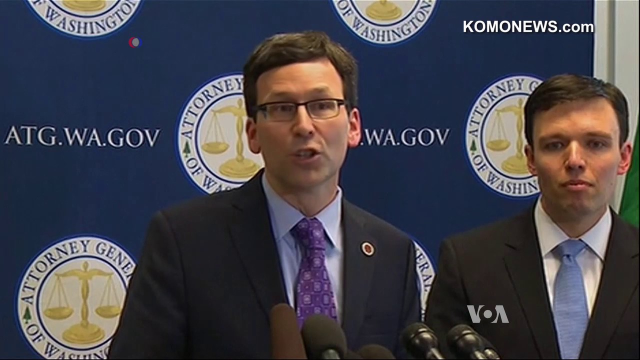 Appeals Court Panel Refuses to Reinstate Trump Travel Ban