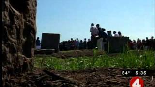 Students restore forgotten cemetery