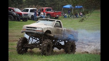 MUD TRUCKS AT COOL