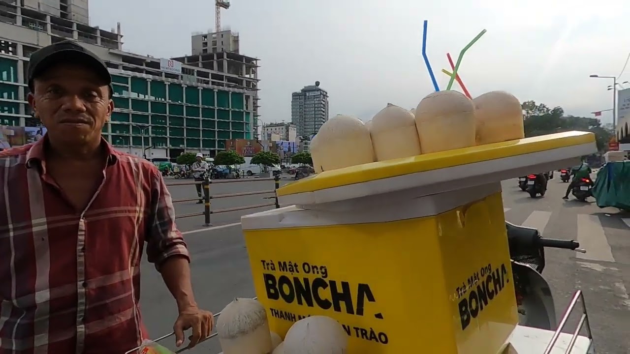 Walking thru Vietnamese Streets