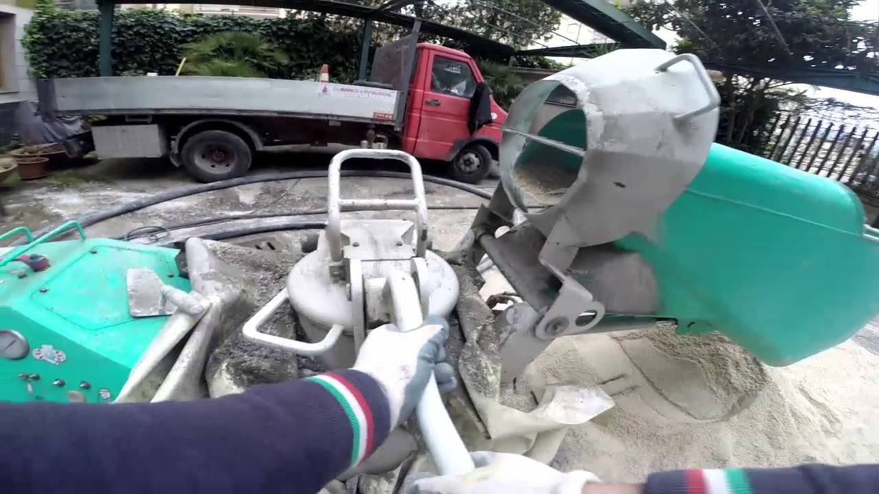 D'Errico Costruzioni Cassino - Pompa per massetto.