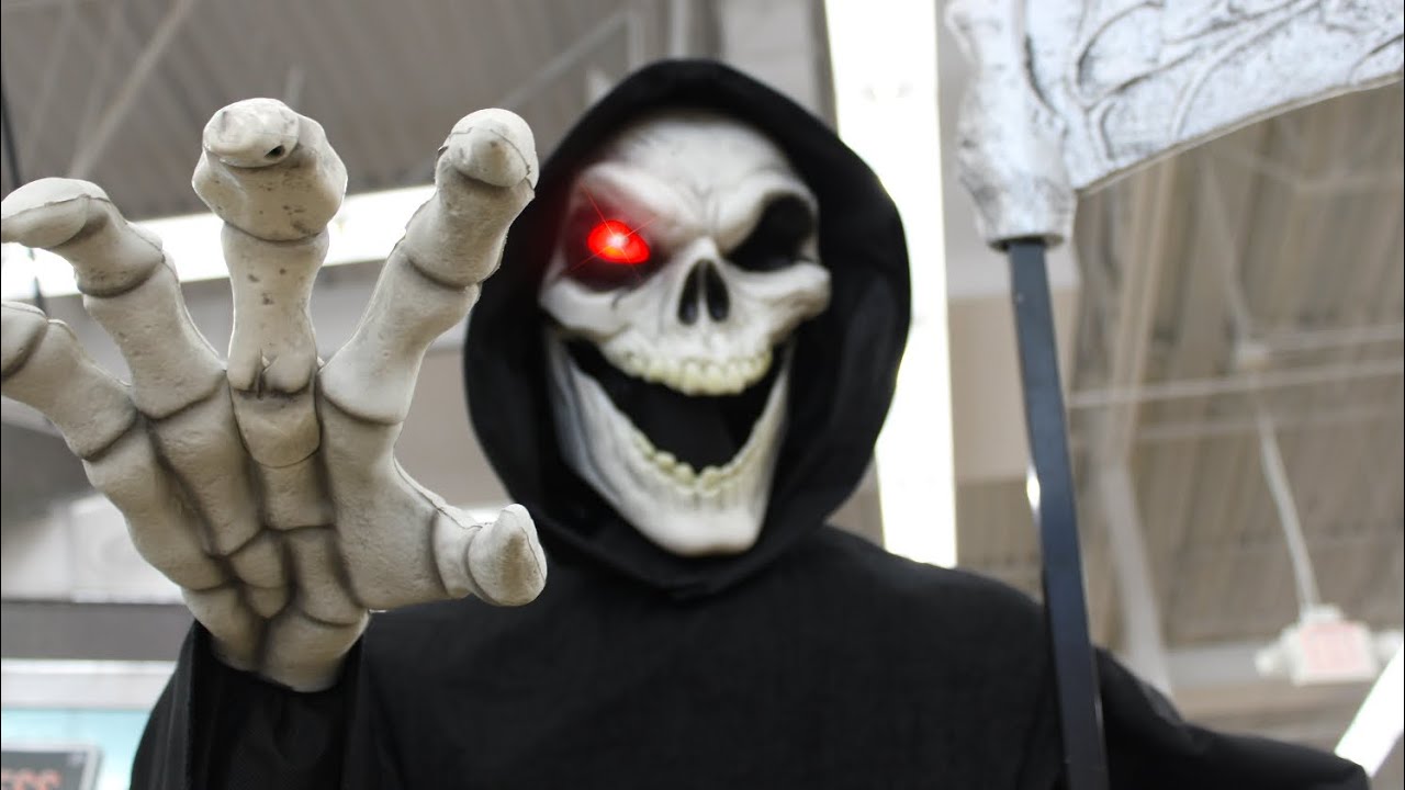 Spirit Halloween Tour in Mountain View, CA Location