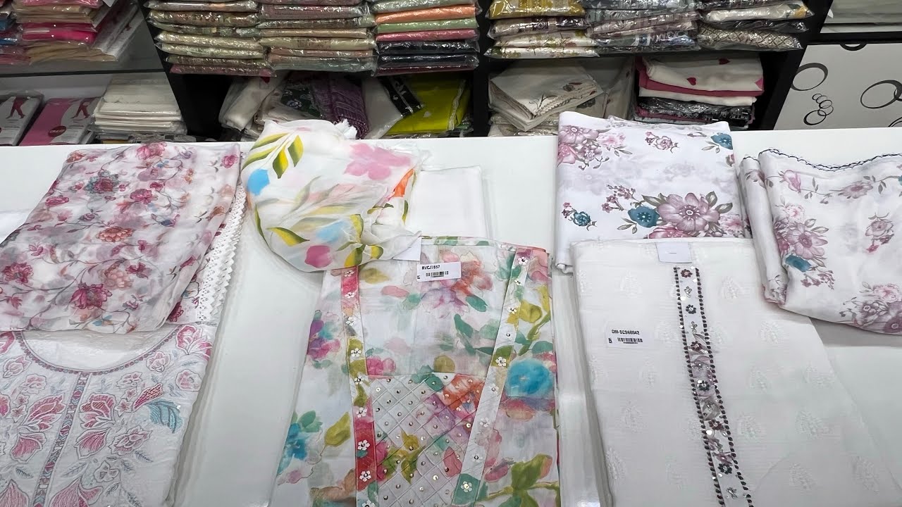 Aaj ka show 🔥 सिर्फ़ सफेद सूट का 🤍👌 ऐसा क़हर कलेक्शन 👀💕 sirf apni shop par 👌🔥❤️ #viral #trending 🌹💐