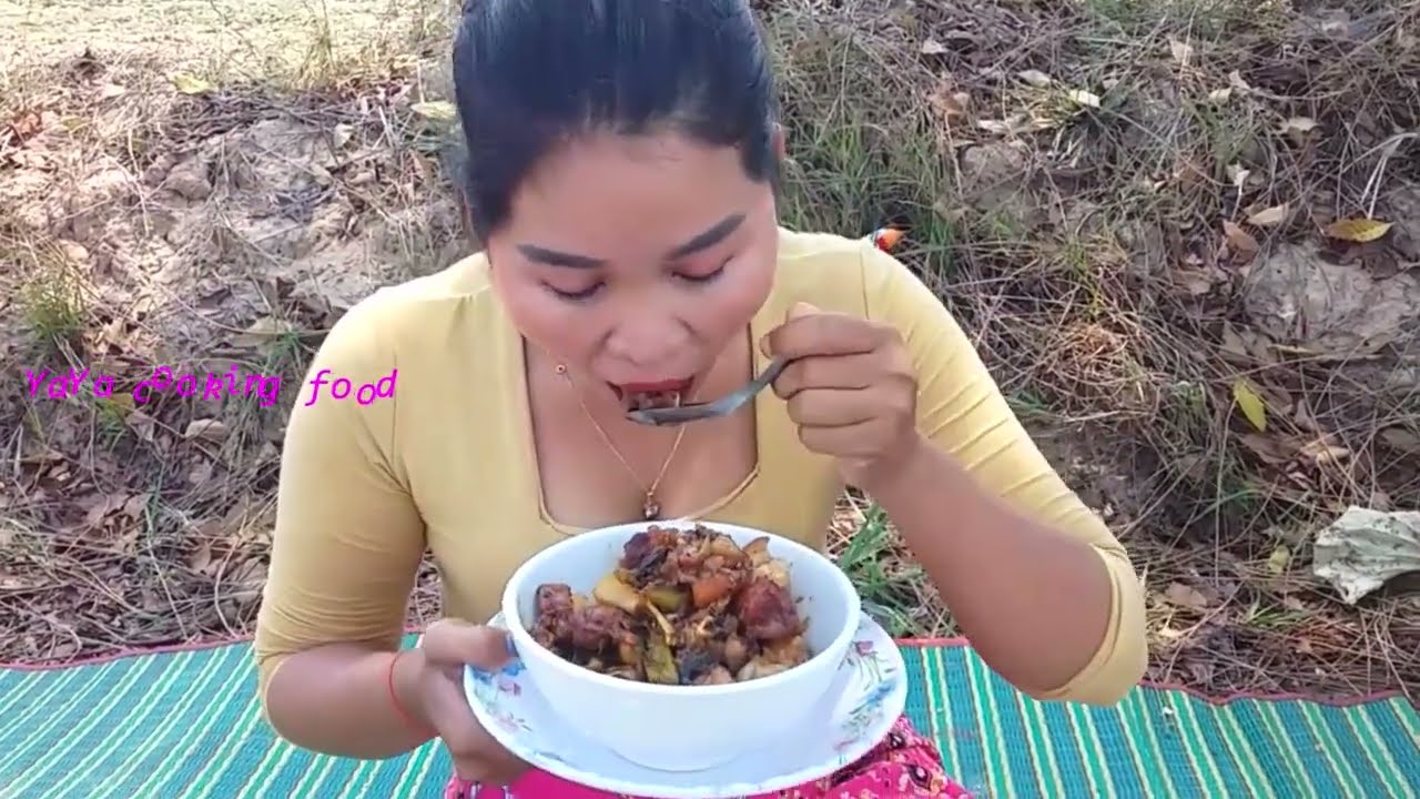 Amazing Cooking Legs Chicken / Eating So Delicious - YouTube