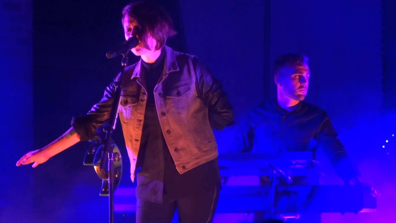 I Know I Know I Know Tegan And Sara Levitt Pavilion Bethlehem PA 6 i-know-i-know-i-know-tegan-and-sara-levitt-pavilion-bethlehem-pa-6