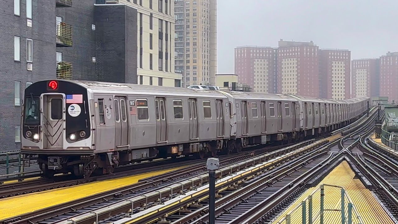 NYC Subway: (Q) Local Trains @ Ocean Pkwy - YouTube