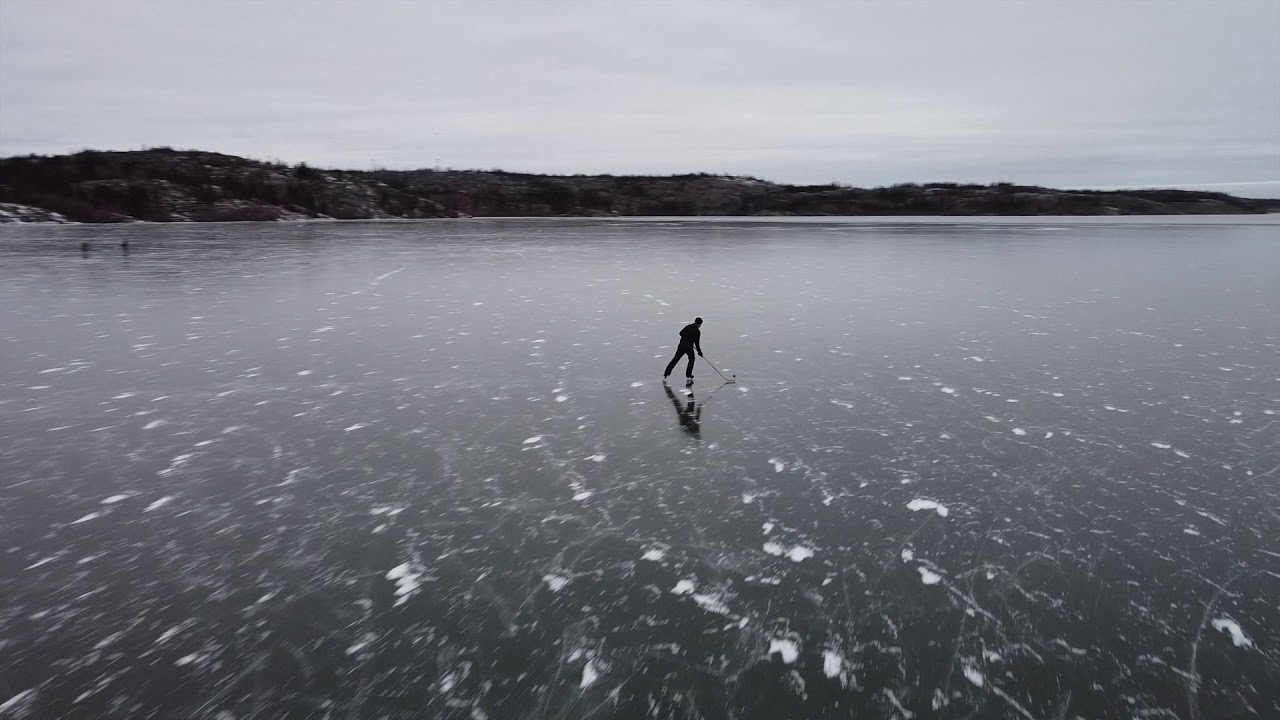 Skating on Back Bay (RELAXING) (Yellowknife, NWT) YouTube