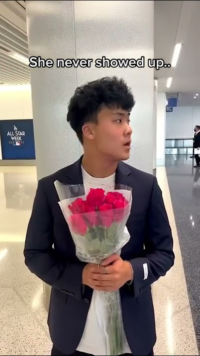 Seeing My Girlfriend After 2 Years Of Long Distance Relationship !