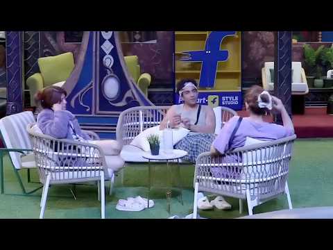Bigg Boss 20 LIVE | Audience Qazi से पक चुकी होगी, Uditi Arshifa Aman की बातचीत