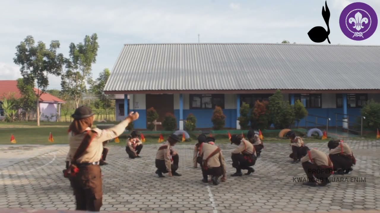 VIRAL Lomba Yel Yel Kwarcab Muara Enim (SMPN 4 PENUKAL PALI REGU A)