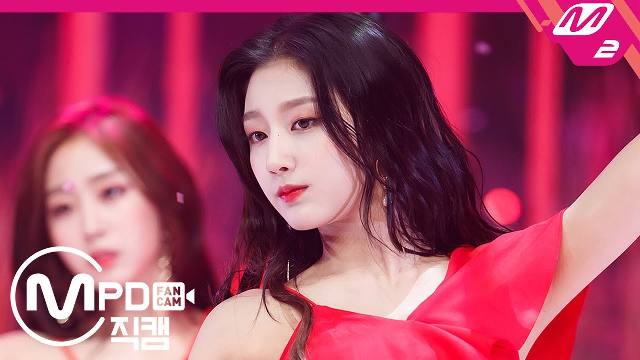 [MPD직캠] 러블리즈 정예인 직캠 4K ‘그 시절 우리가 사랑했던 우리(Beautiful Days)’ (Lovelyz JEONG YE-IN FanCam) | @MCOUNTDOWN