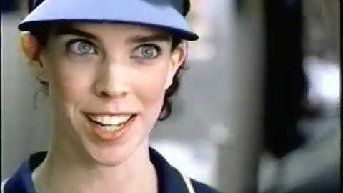 Pub Québec - Mc Donalds - Mac Poulet à $1,69 (2002)
