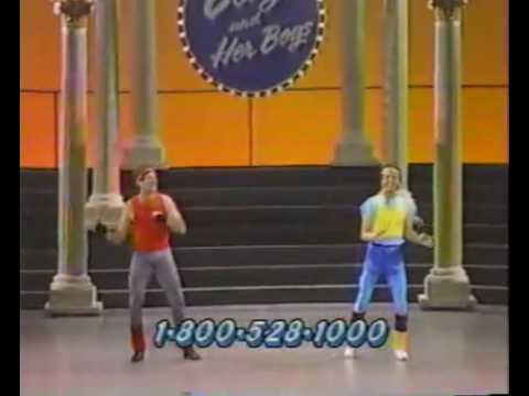 Robin Williams and Billy Crystal dancin' in Comic Relief