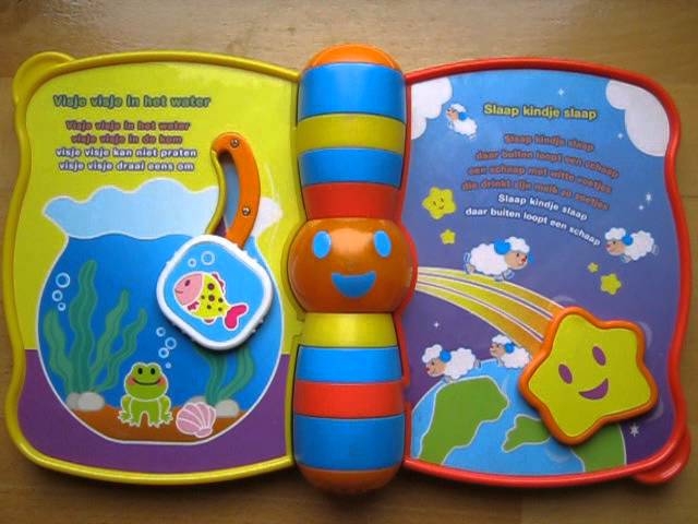 VTech Mon Super Livre Enchanté (Peek-a-Boo Book French) 