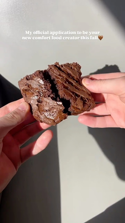 The BEST brownies you will ever make.the easiest and only brownie recipe you will EVER need🤎#shorts