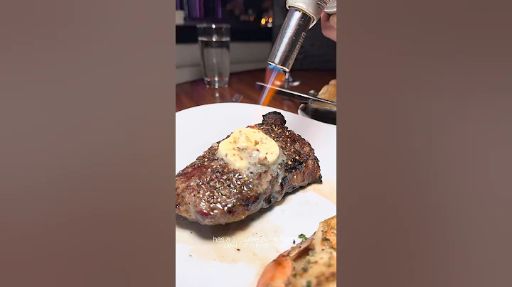 STK Steakhouse has a $69PP 3-Course Steak Night Deal that includes a bottle of 🍾. INSANE RIGHT!?🤯