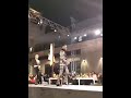 ياللي مستنيني وقوعي اديني وقعت اهوو     نجومي