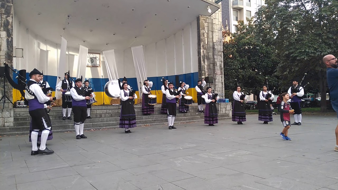banda-gaites-el-gumial-iv-ochobre-folk-mieres-luc-a-gar-youtube