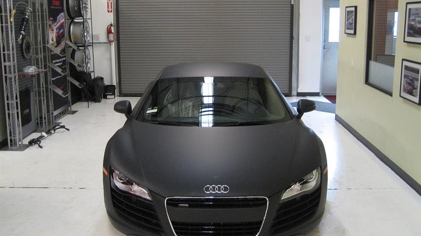 Audi r8 черная матовая