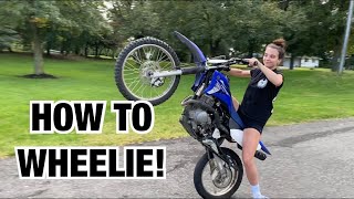 LEARN HOW TO WHEELIE! ( step by step tutorial ) screenshot 3