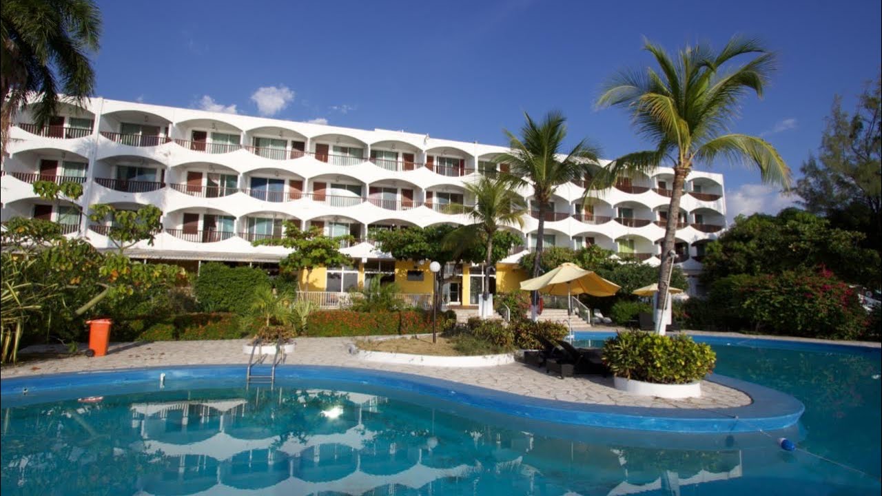 HOTEL XARAGUA Haiti || View from sea