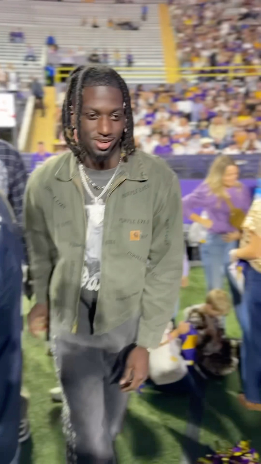 Jaguars Brian Thomas Jr. back at LSU ?