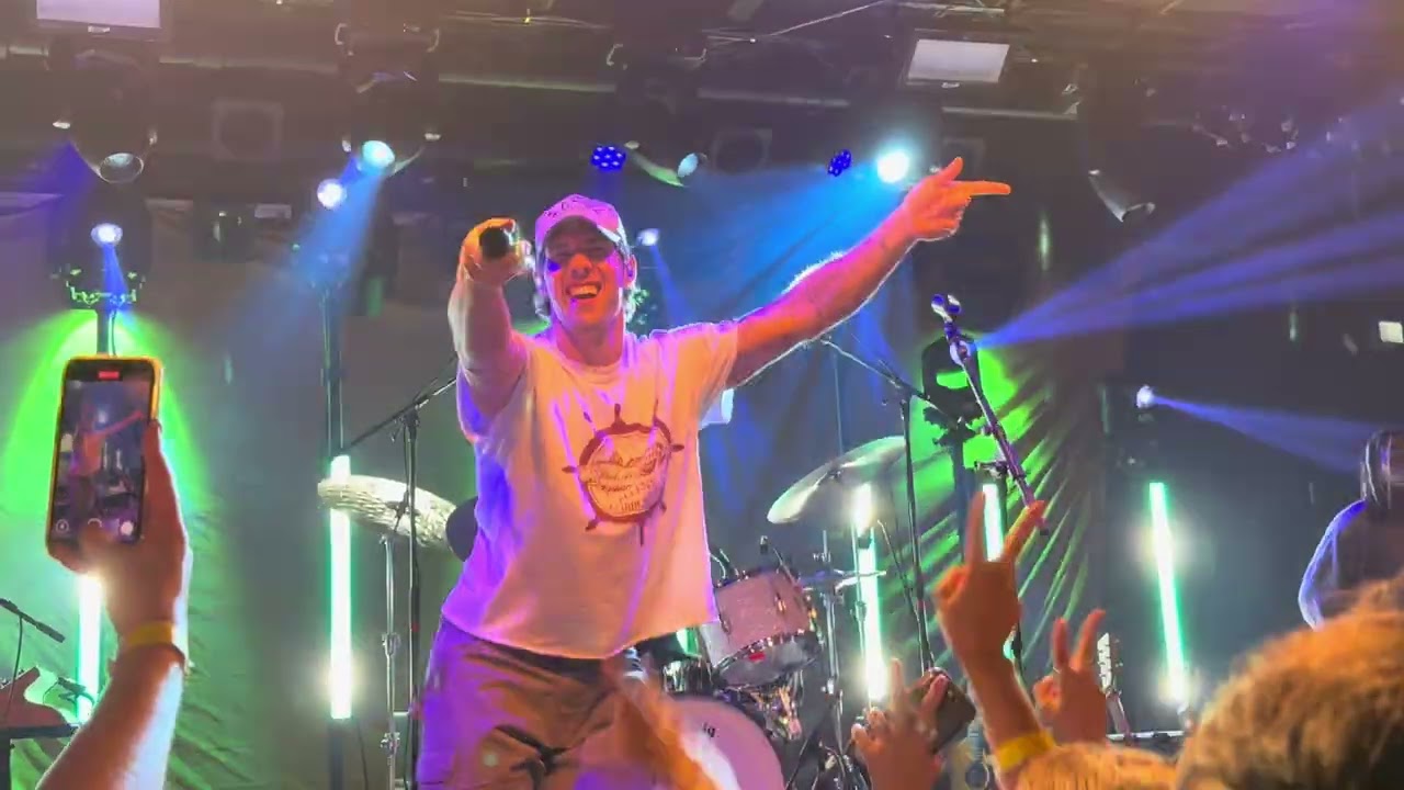 Jake Scott - Forever 22