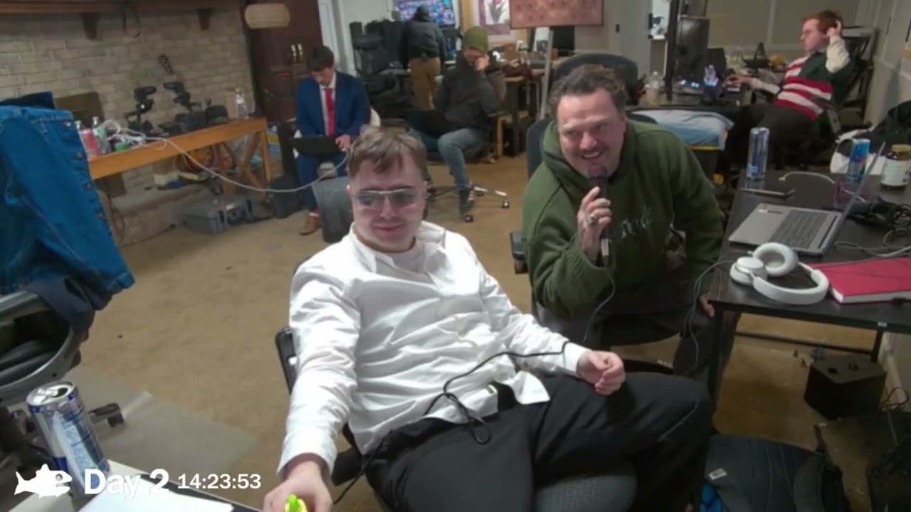 Jet Neptune and Bam Margera discuss Vicky vs Bezos Fishtank Season 5 thumbnail