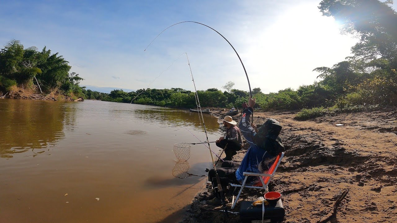 JA COMEÇOU ASSIM , IMAGINA OQ VEEM PELA FRENTE - #pescaria #acampamento #rio Miranda