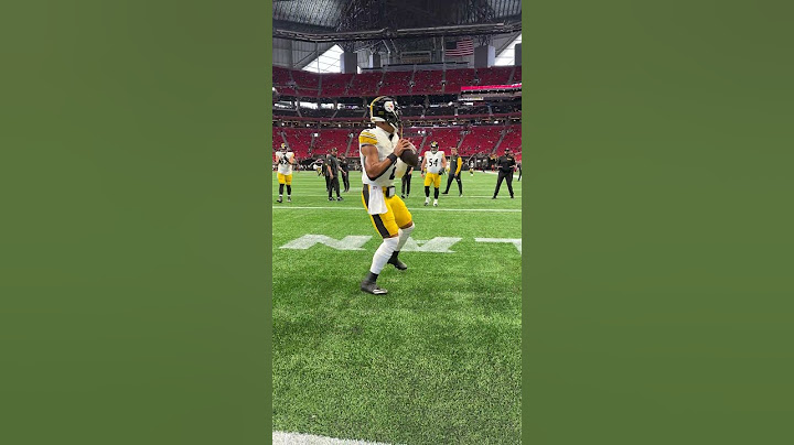 Justin Fields warming up for #PITvsATL #steelers #nfl