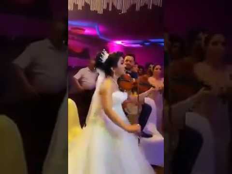 عروس عراقيه تعزف ياكاع ترابج كافوري