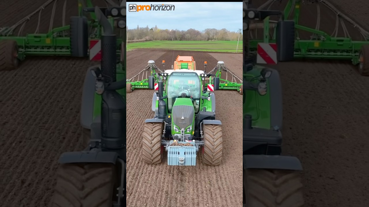 Fendt tractor with the Amazone Citan seed drill